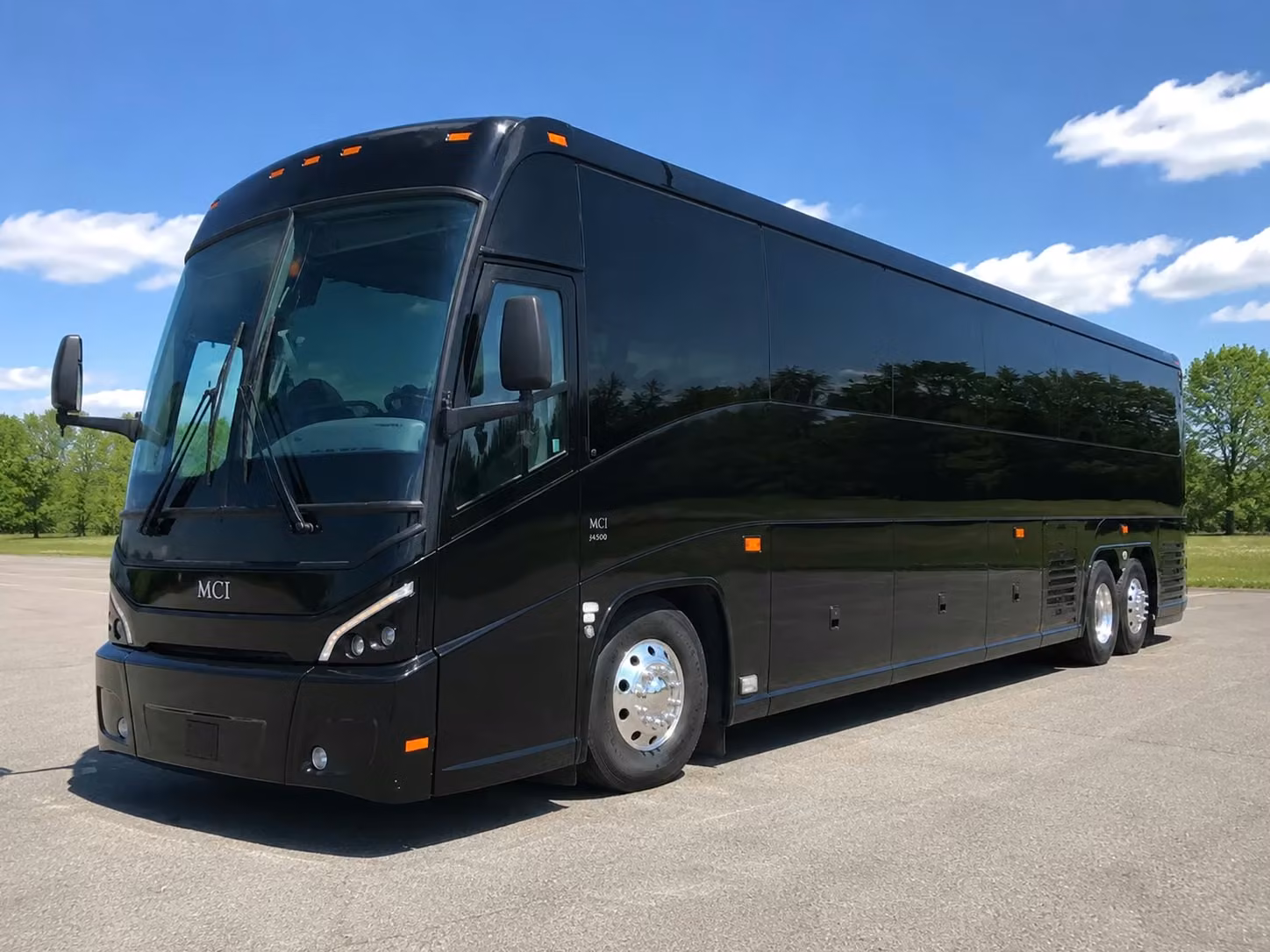 charter bus rentals for concerts at sofi stadium and local norwalk area venues