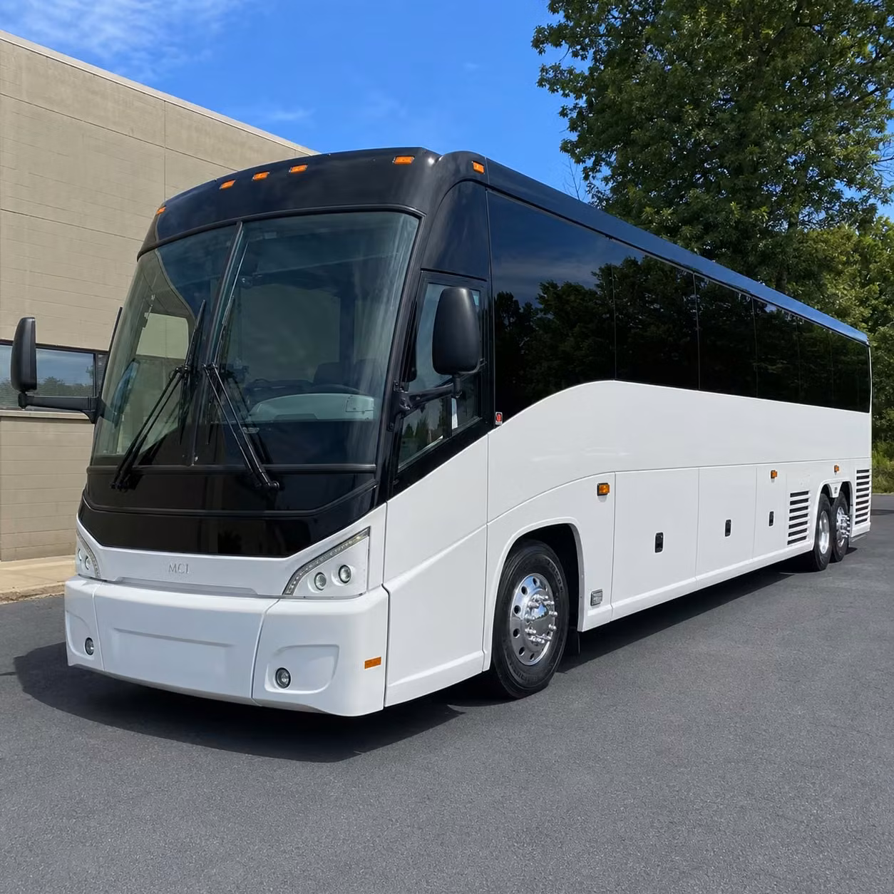 charter buses to sofi stadium and rams or chargers games from norwalk