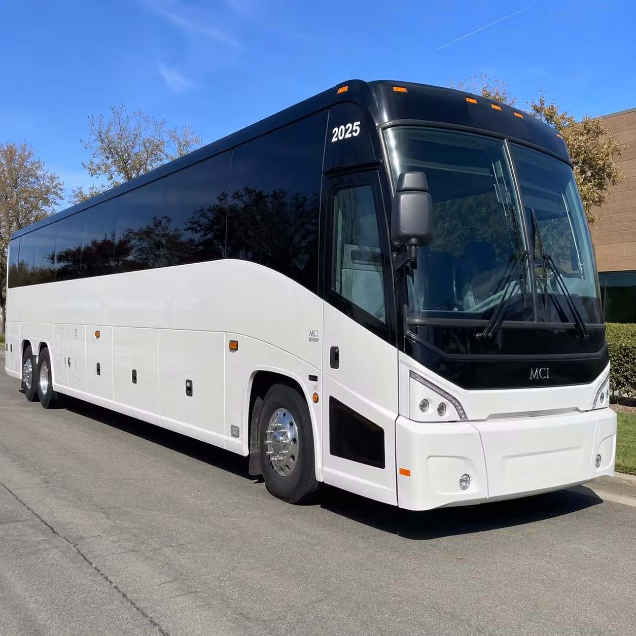 norwalkcharterbus com makes norwalk charter bus rentals for stem and science field trips easy
