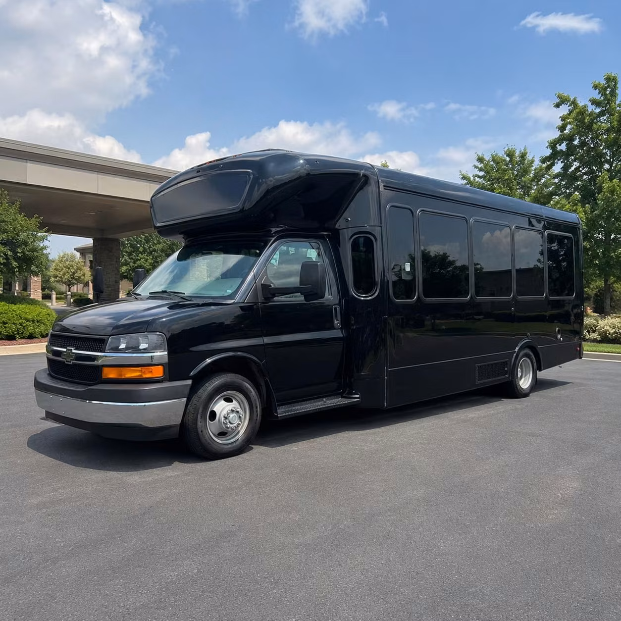 party buses for prom night in norwalk are ready and waiting