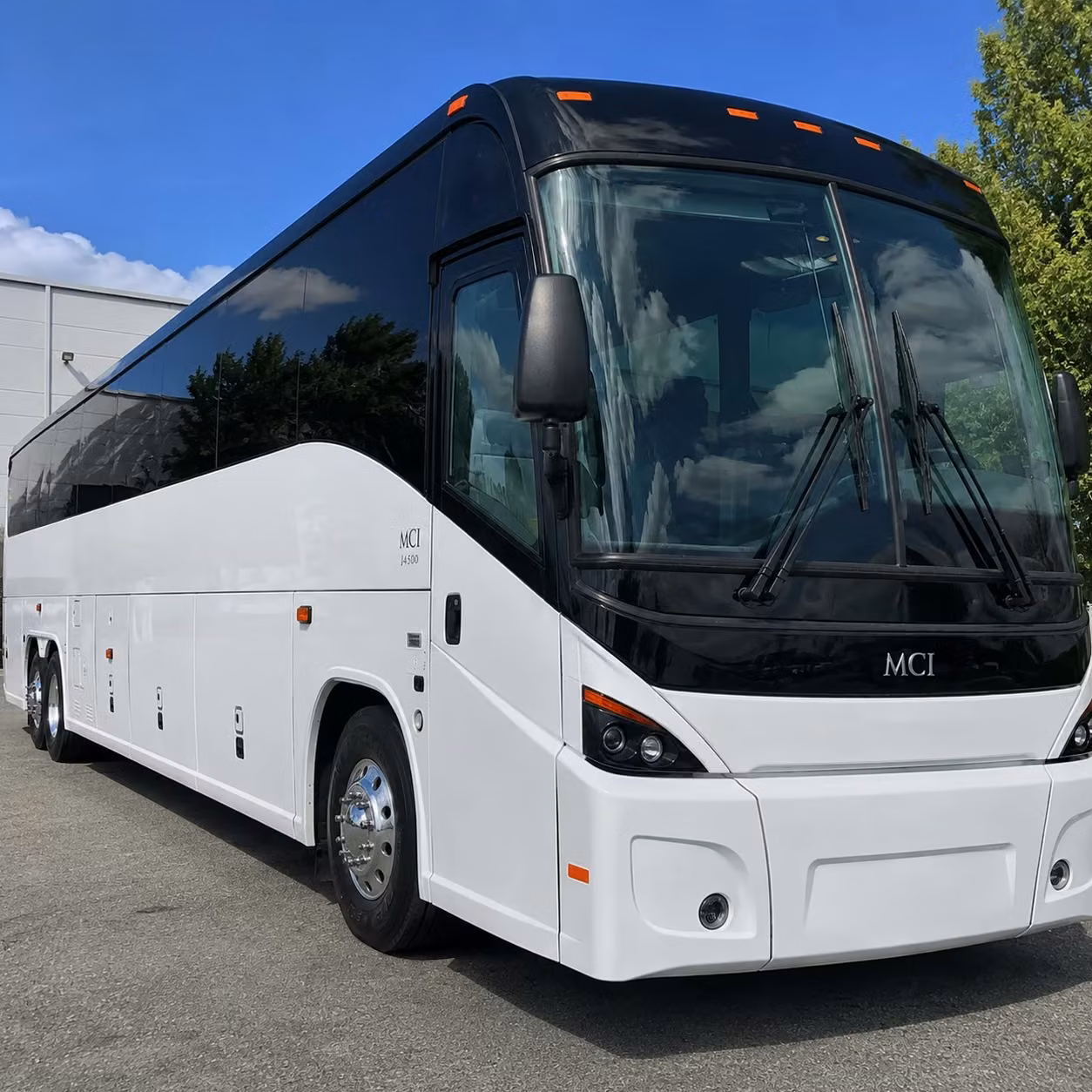 you can find and book employee transportation in norwalk and any nearby city